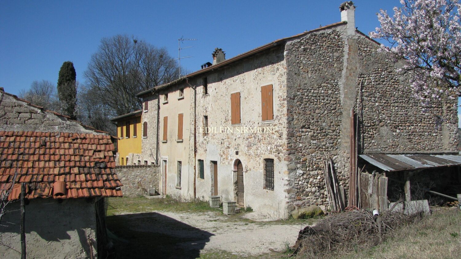 0 RUSTICO-VOLTA-MANTOVANA